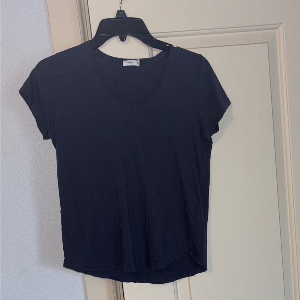 Vince dark navy blue Scoop neck tee S